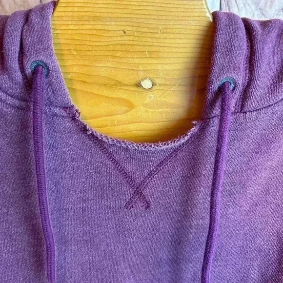 American Eagle Outfitters AE Boxy Washed Out Maroon Hoodie size M - Picture 3 of 10